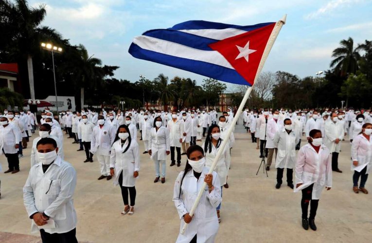 Se confirma la llegada de los médicos cubanos a Nayarit